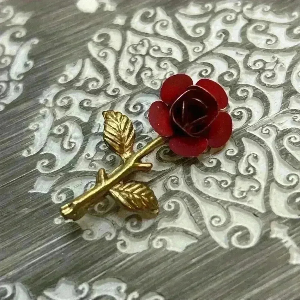 Vintage Red Rose Gold Tone Lapel Pin Brooch
